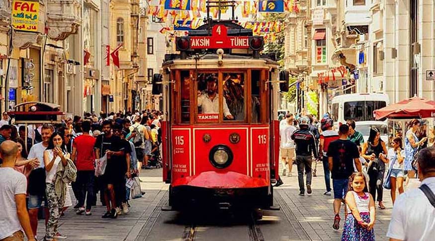 اهمیت آشنایی با مترو در تور استانبول